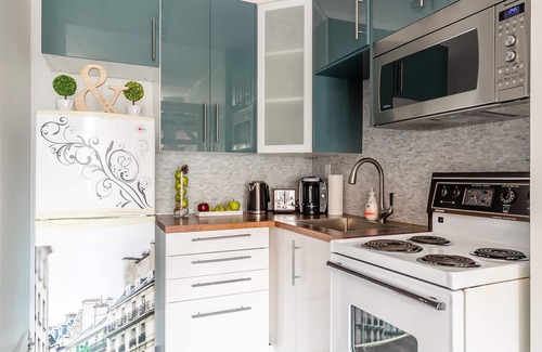 Parkdale Apartamento | Loft Bed Sun-Filled High Ceiling Boutique Studio Downtown