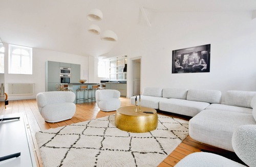 Centre Ville Apartamento | Loft - Côté Cathédrale Au Pieds de la Cathédrale Notre Dame D'amiens