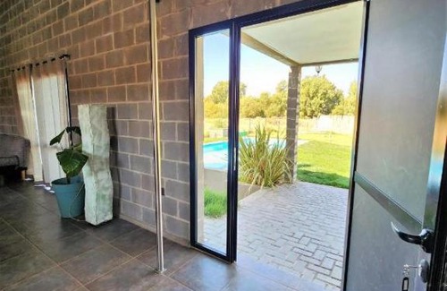 General Roca Casa | Loft con Piscina frente al Río Negro