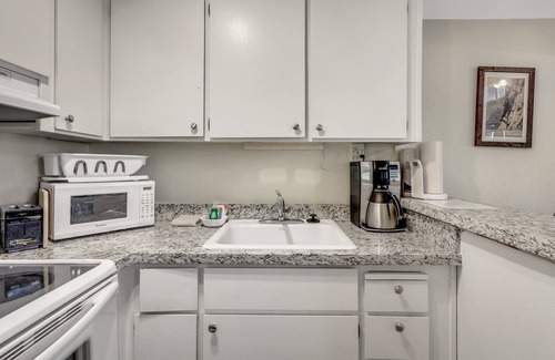 Bear Valley Condominio | Loft Condo w/ Bonus Area - Creekside #7 by Bear Valley Vacation Rentals