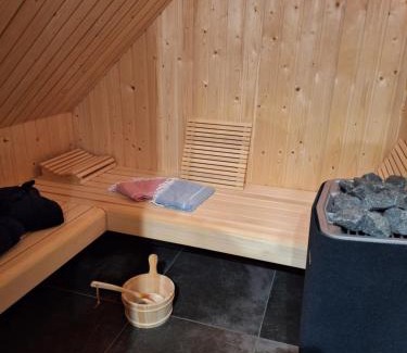 Gees Apartamento | Loft De Hooizolder met Sauna bij te boeken