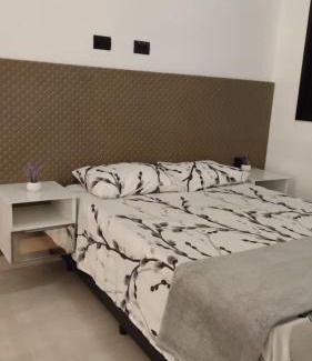 Peruibe Apartamento | Loft de luxo em Peruíbe, Smart Lock, Wi-Fi, Home office próximo a praia