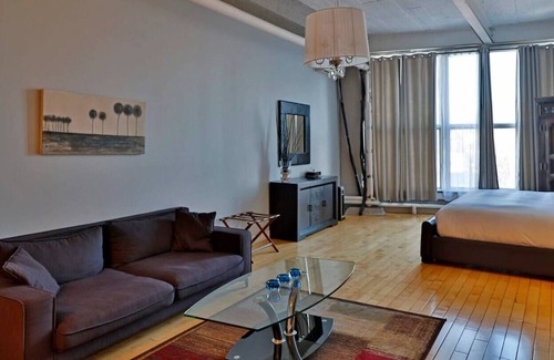 Latin Quarter Apartamento | Loft Hotel | Large Loft w Kitchen | Quartier Latin