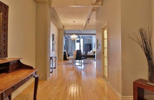 Latin Quarter Apartamento | Loft Hotel | Large Loft w Kitchen | Quartier Latin