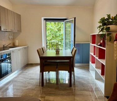 Varzi Apartamento | Loft in Fiera