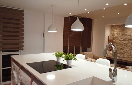 Perchel Sur Apartamento | Loft Malaga 3 Dormitorios, salón, wifi