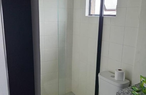 Enseada Apartamento | Loft na Prainha com vista do mar 70 metros da praia
