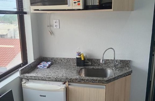 Enseada Apartamento | Loft na Prainha com vista do mar 70 metros da praia