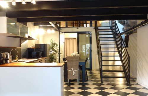 Erbalunga Apartamento | Loft de 100 m2 en el pueblo de Erbalunga, línea de playa