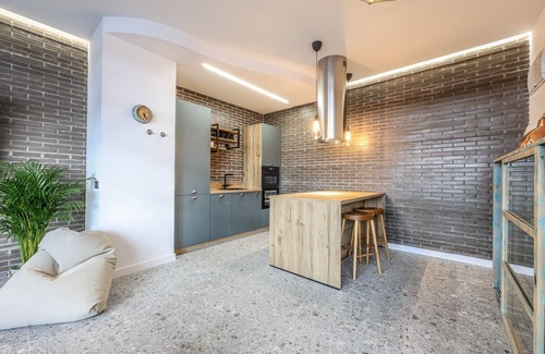 Villaverde Apartamento | loft reformado de diseño de alquiler temporal
