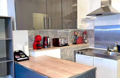 Chadwell Apartamento | Loft - Sleeps 2 - Parking - Close to Station