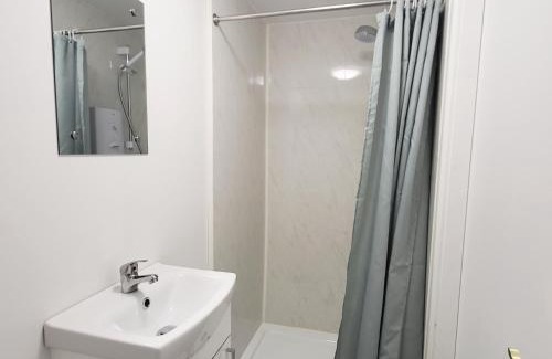 Cork Apartamento | Loft Style-1Br-WalkinShower-WiFi-Central Cork