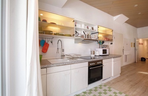 Neckarhausen Apartamento | Apartamento tipo loft en Nürtingen con balcón y cerca del Neckar