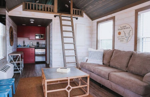 Dewy Rose Cabina | Loft Style Tiny Cabin - #4