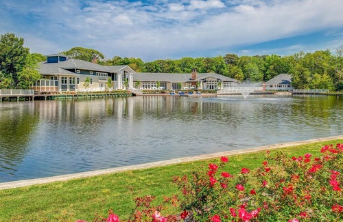 Sea Scape Complejo | Loft Suite w/ Indoor Resort Waterpark & Largest Outdoor Pool in the Outer Banks