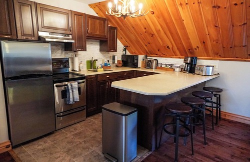 Greater Madawaska Chalet De Esquí | Loft | Trailhead Lake House