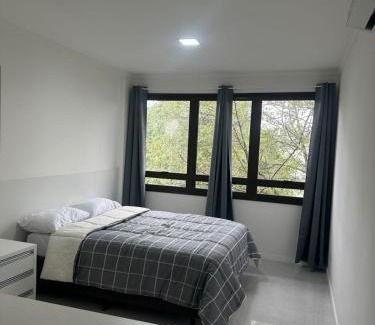 Passo da Areia Apartamento | Loft um dormitório completo ao lado do consulado americano