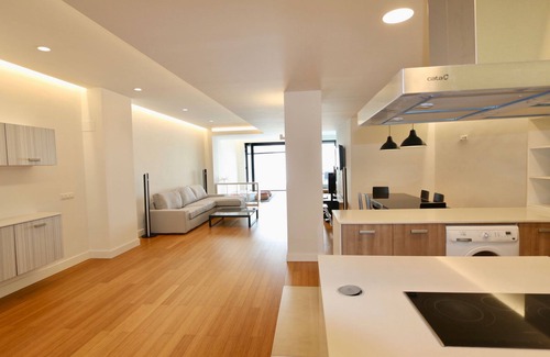 Benimaclet Apartamento | Loft Villalonga by Interhome