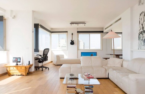 Achrafieh Apartamento | Loft With a View 24/7 Electricity