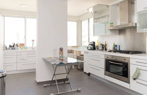 Achrafieh Apartamento | Loft With a View 24/7 Electricity
