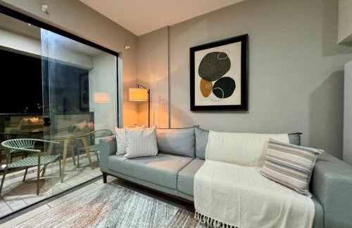 Sao Carlos Apartamento | Loft with a view of the forest, in front of USP