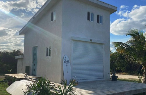Farmer's Hill Casa | Loft with ocean view and beach access