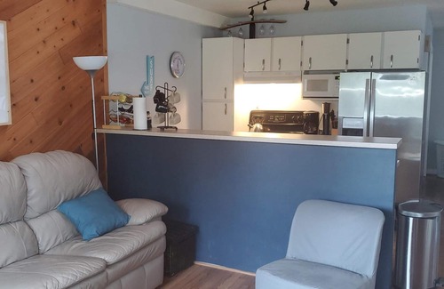 East Kootenay Casa | Lofted Akiskinook end unit- Private gated community with Pool/HotTub/Sauna/Beach