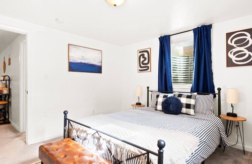 Sunnyside Apartamento | Loftium | Charming 2 BR Guest Suite In Sunnyside