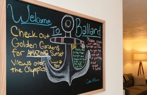 Whittier Heights Apartamento | Loftium | Cute Ballard Home on a Quiet Street!