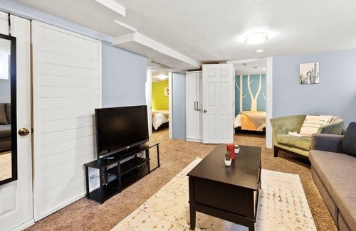 Whittier Apartamento | Loftium | Humboldt Home Right next to Denver's RiNo District