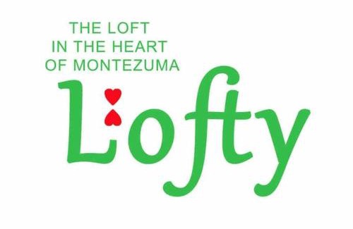 Montezuma Apartamento | Lofty, fully equipped apartment in the heart of Montezuma