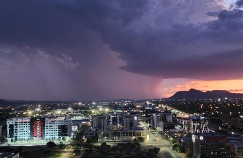 Gaborone Apartamento | Lofty-Space