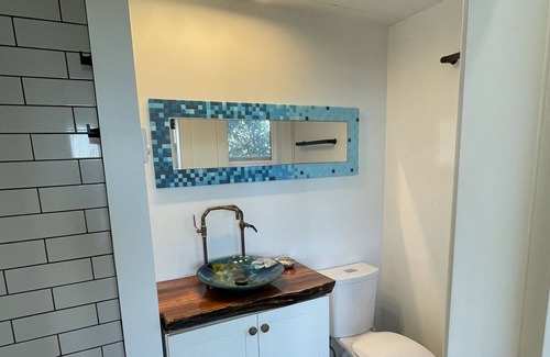 Salt Spring Island Apartamento | Lofty View Retreat