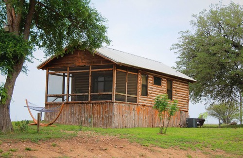 Prairie Lea Cabina | Log Cabin 1 at Son's Blue River Camp