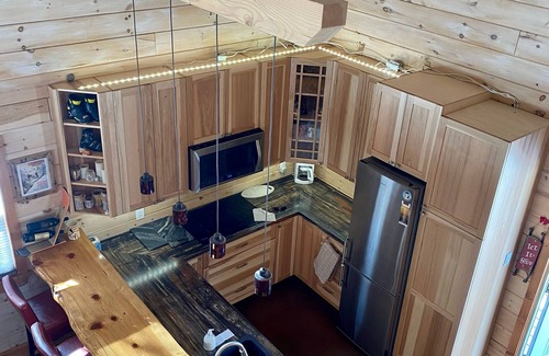 Wentworth Chalet De Esquí | Log Cabin across from ski Wentworth, with outdoor fire pit and BBQ