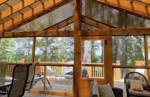 L'Amable Apartamento | Log Cabin Luxury & Privacy
