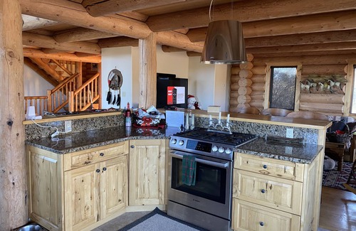 Durango - Purgatory Casa | Log cabin estate-hot tub, sauna privacy views close to town yet far enough away