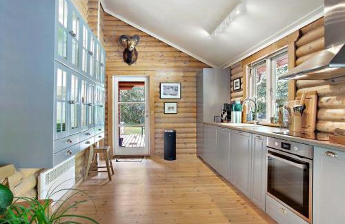 Helberskov Strand Casa | Log Cabin Near Mariager Fjord