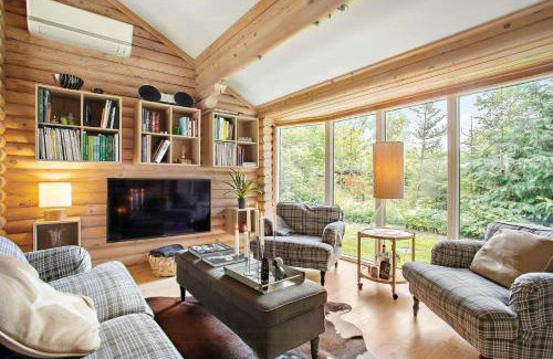 Helberskov Strand Casa | Log Cabin Near Mariager Fjord