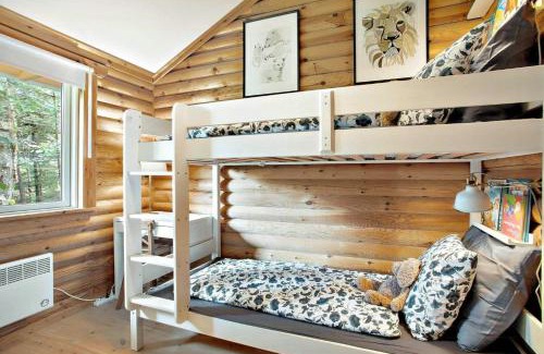 Helberskov Strand Casa | Log Cabin Near Mariager Fjord