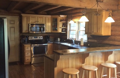 Clarkson Cabina | Hermosa Lakefront Log Cabin Nolin Lake $ 200 / noche especial!