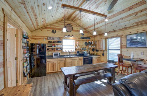 Llano Cabina | Log cabin on the river
