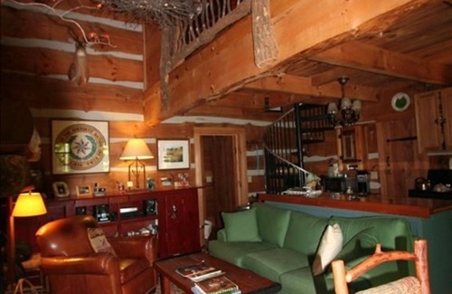 Cullowhee Cabina | Log Cabin Retreat at Silent Meadows