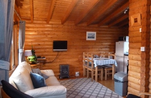 Spittal of Glenshee Cabina | La cabina de registro con hidromasaje | Capacidad 4 | En el Parque Nacional de Cairngorm | Admite perros