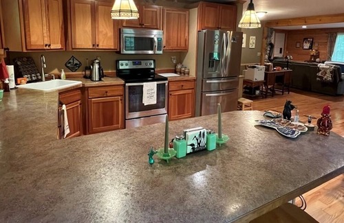 Naples Casa | LOG CABIN WITH ACCESS TO SEBAGO COVE. SLEEPS 10