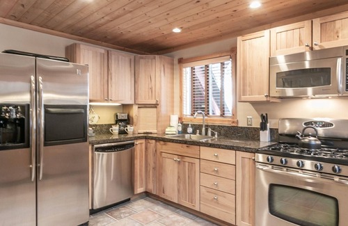 Ardenvoir Cabina | Log Hauler Haus