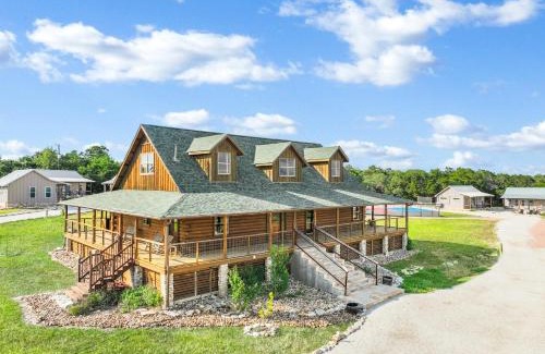 Wimberley Casa | Log Home at RusTx Ranch