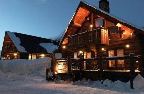 Shinano Cama Y Desayuno | log Hotel kamloops