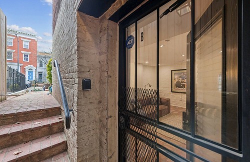 Bloomingdale Apartamento | Logan Circle Location! 1BR with laundry/AC/kitchen