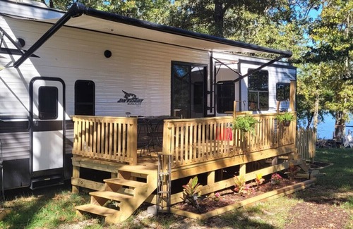 Lincoln Apartamento | Logan Martin Lake Bungalow